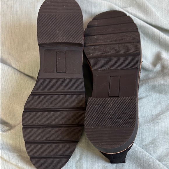 Women's Blondo Waterproof Black Slip-On loafer Shoes, 8M - Picture 4 of 8